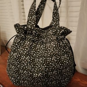 Drawstring tote bag